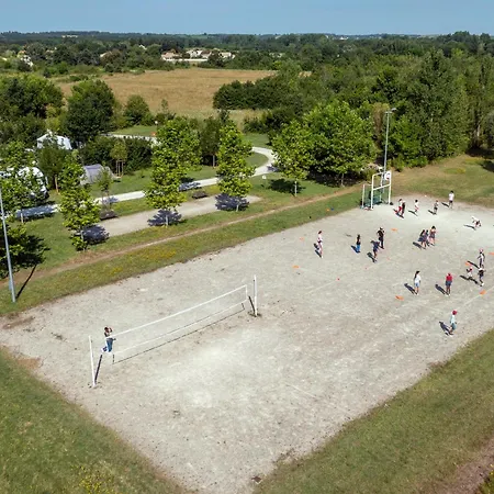 Seasonova Le Plan D'eau Camping